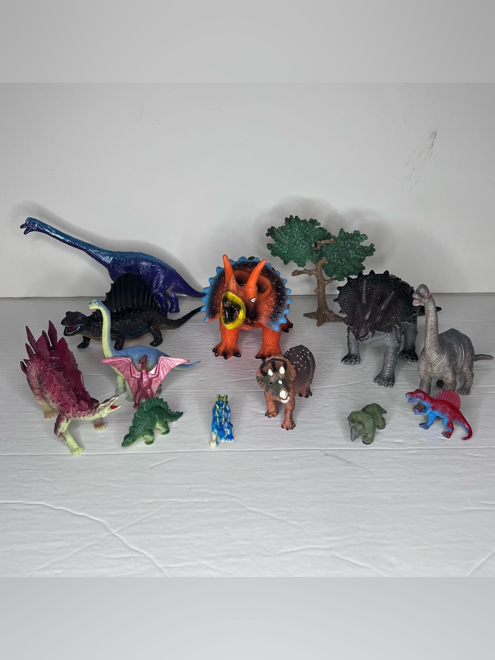 VTG Modern Plastic Rubber Dinosaur Lot Of 15 Stegosaurus Triceratops Brontosauru